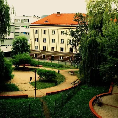 Хостел Dizzy Daisy Вроцлав