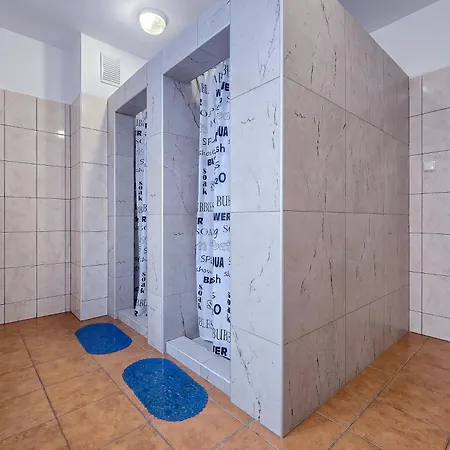 Hostel Dizzy Daisy *