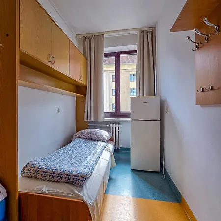 호스텔 Dizzy Daisy